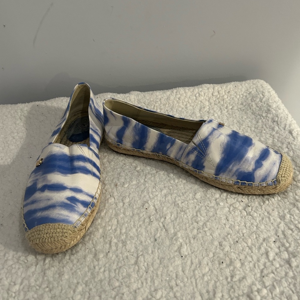 Michael Kors Women's Sz 5 Kendrick Espadrille Slip On Flats Blue White Tie Dye - Picture 5 of 14